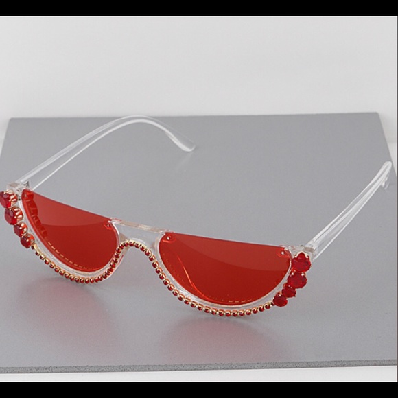 CRYSTAL PINK HALF MOON SUNGLASSES - Picture 3 of 4